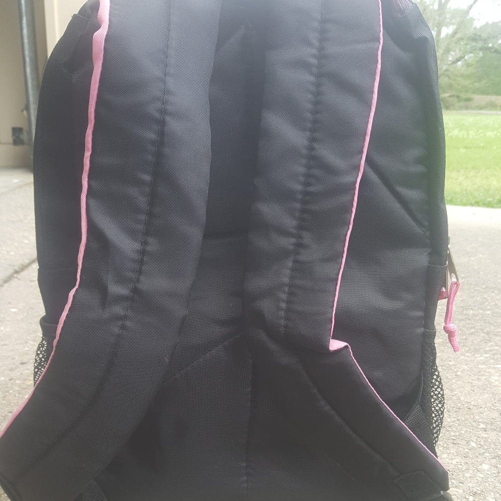 Backpack - Picture 3 of 4